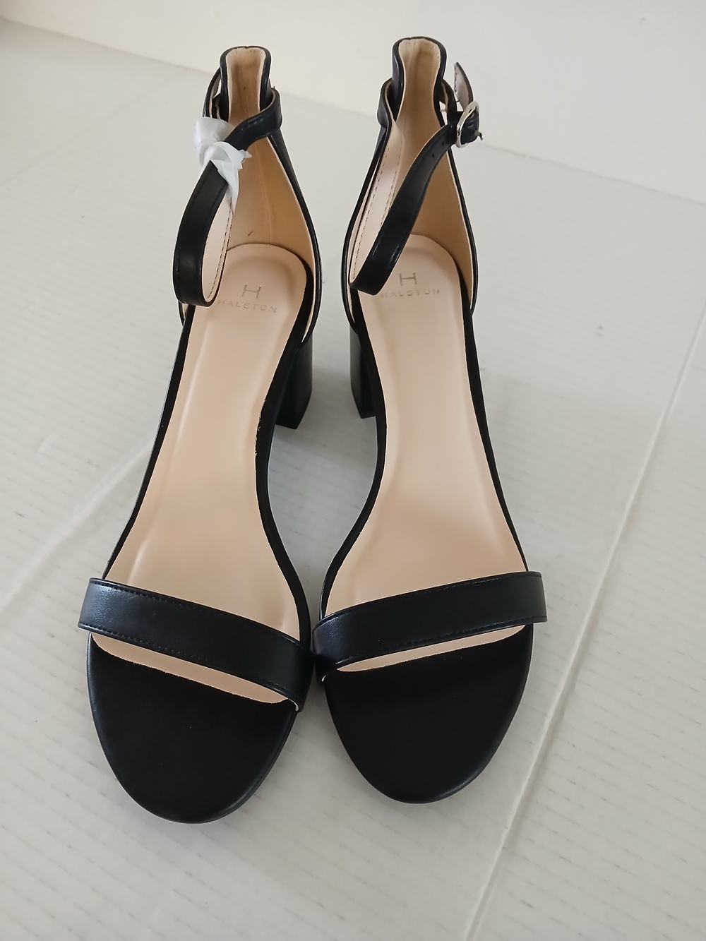 Halston Heritage Size 9 Black Ankle-Strap Block Heel Sandals $45 - Picture 4 of 9